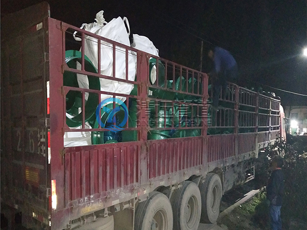 發(fā)貨現場(chǎng)